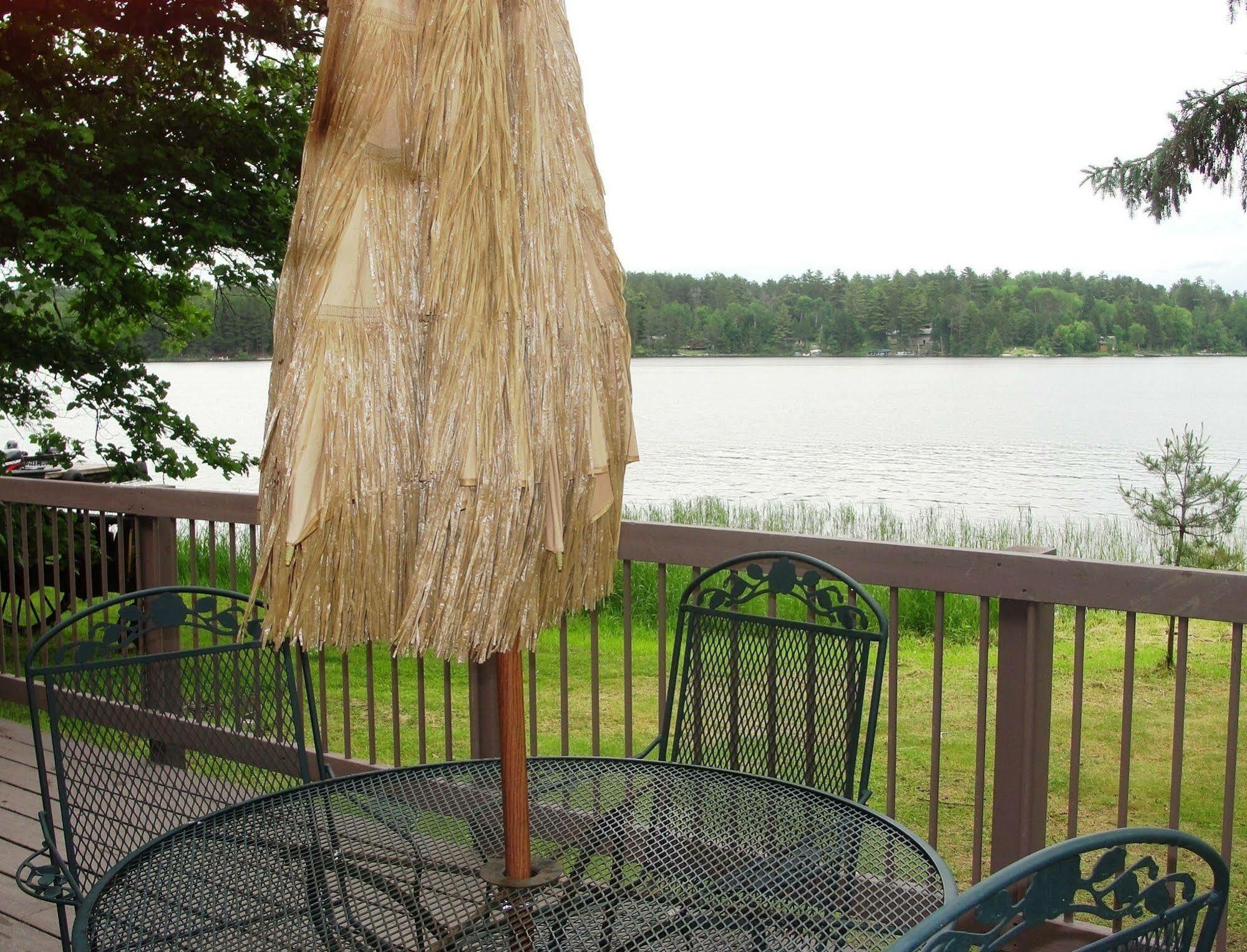 Pine Point Lodge Resort & Motel Crane Lake Eksteriør bilde