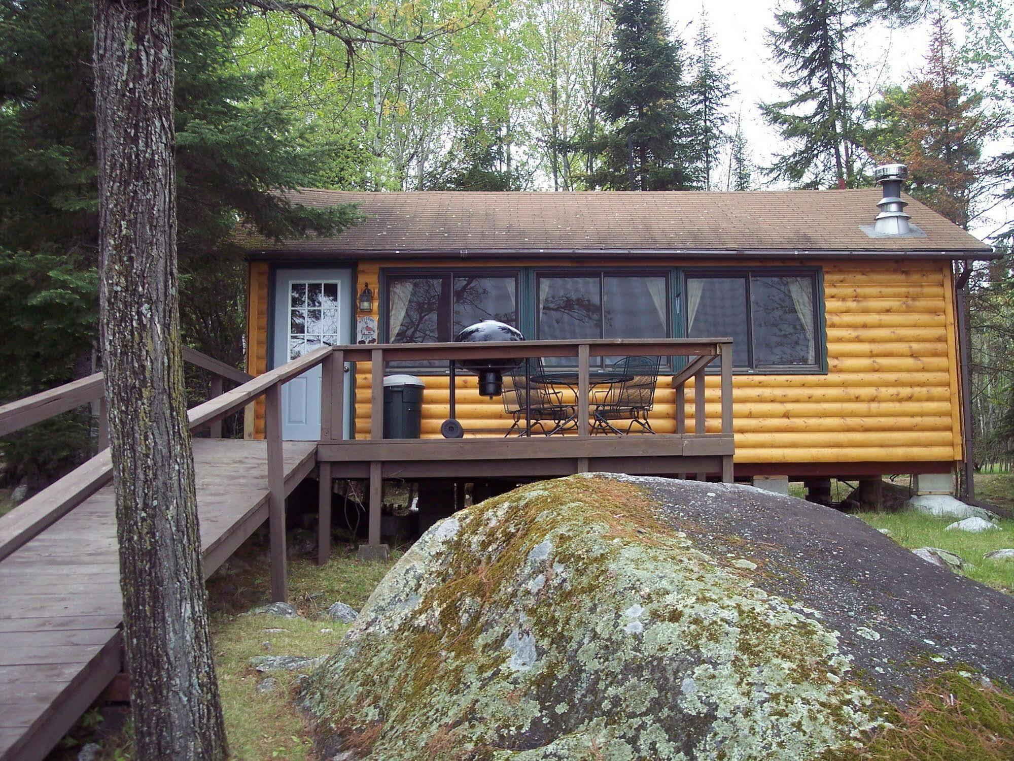 Pine Point Lodge Resort & Motel Crane Lake Eksteriør bilde